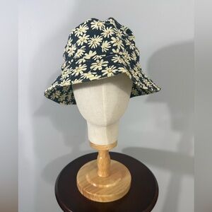 Peter Grimm Daisy Floral Bucket Hat Navy Yellow Cotton Cottagecore Sun Hat